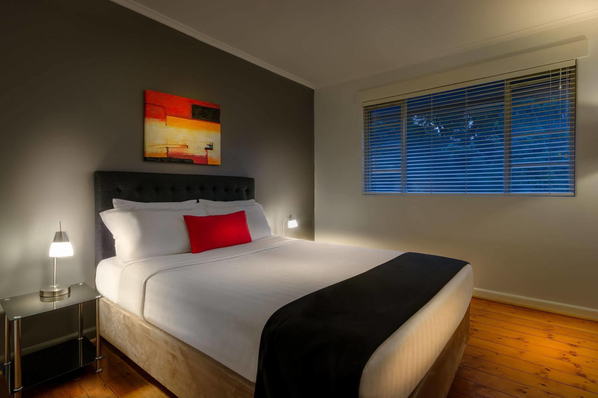 Crest On Barkly Serviced Apartments 멜번 외부 사진