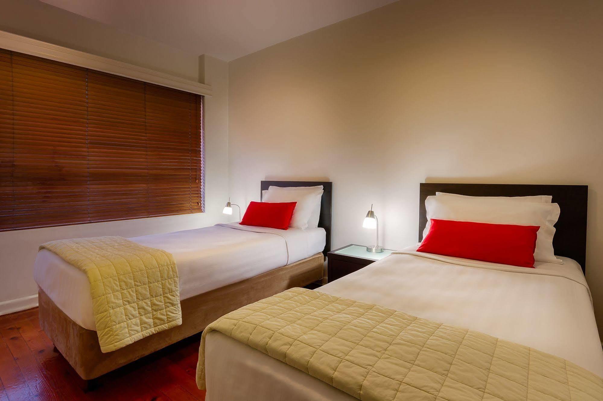 Crest On Barkly Serviced Apartments 멜번 외부 사진
