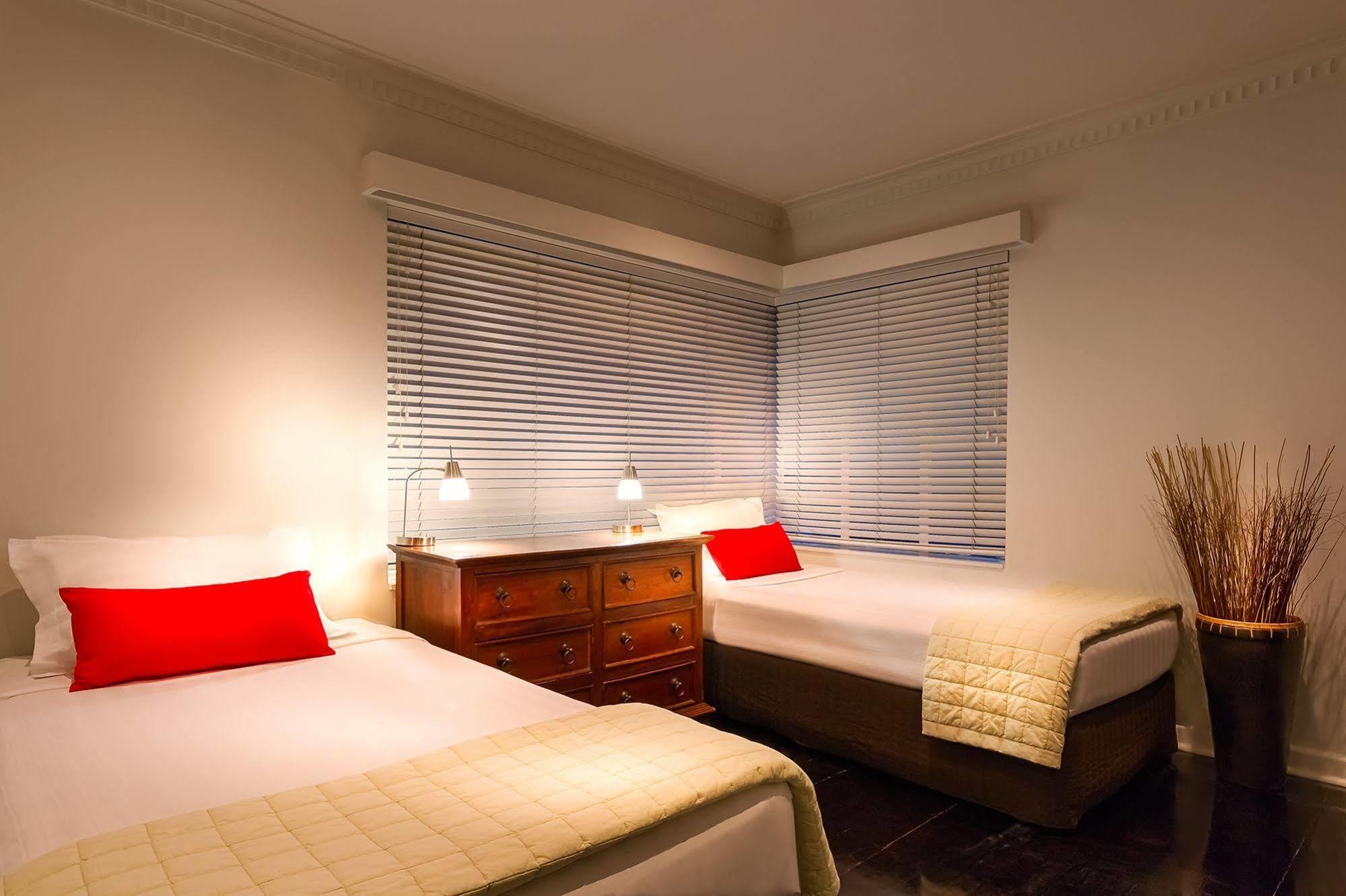 Crest On Barkly Serviced Apartments 멜번 외부 사진